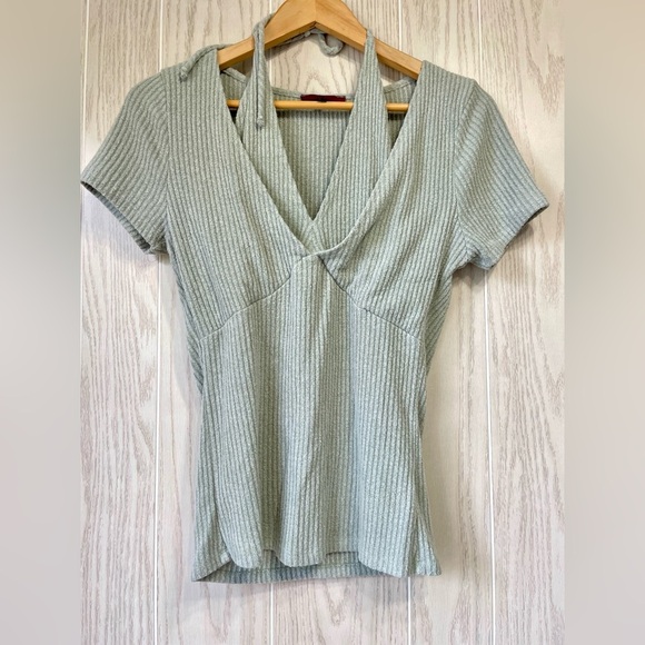 Red by BKE Brushed Rib Knit Sage Top Size L EUC - Picture 6 of 7